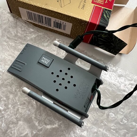 Hallmark Keepsake Ornament 1992 Shuttlecraft Galileo From Starship Enterprise - Picture 5 of 5